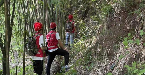 地灾隐患“回头看” 筑牢安全“防护墙”四大队全力协助南充市顺庆区开展地...