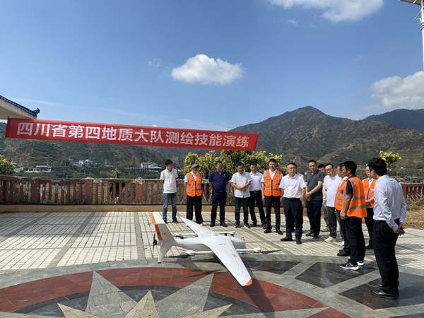 9f47de3995b443eed1f87ab483d675fe